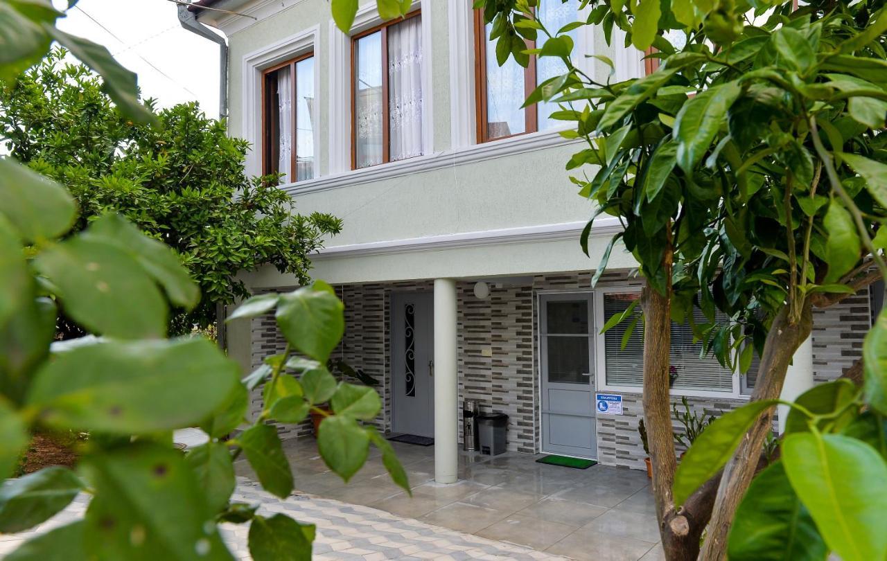 Cozy House Hotel Kutaisi Exterior photo