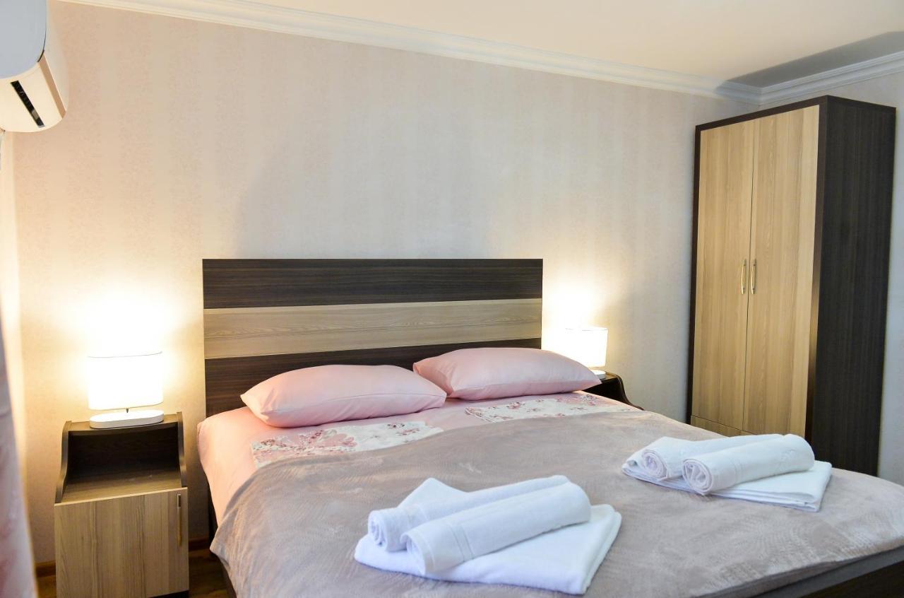 Cozy House Hotel Kutaisi Exterior photo