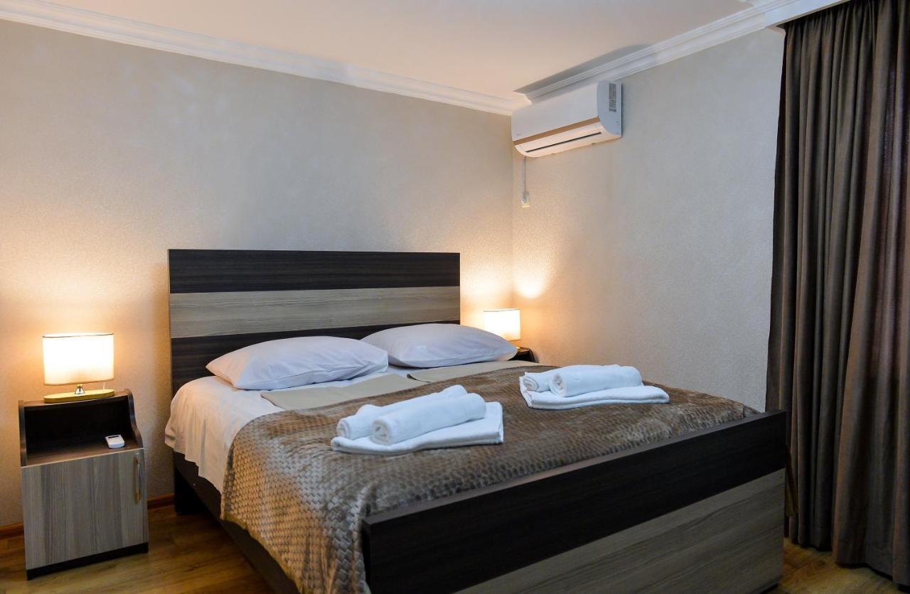 Cozy House Hotel Kutaisi Exterior photo